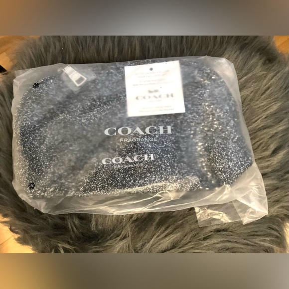 COACH POUCH - Picture 2 of 8